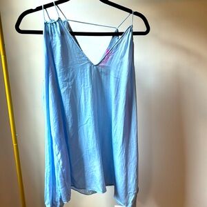 Women’s silk blouse - size small.